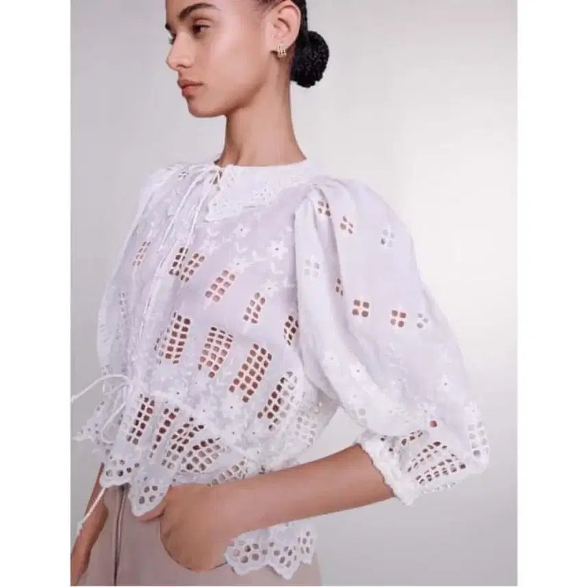 [SOLD OUT] maje 마쥬 오픈워크 자수 블라우스