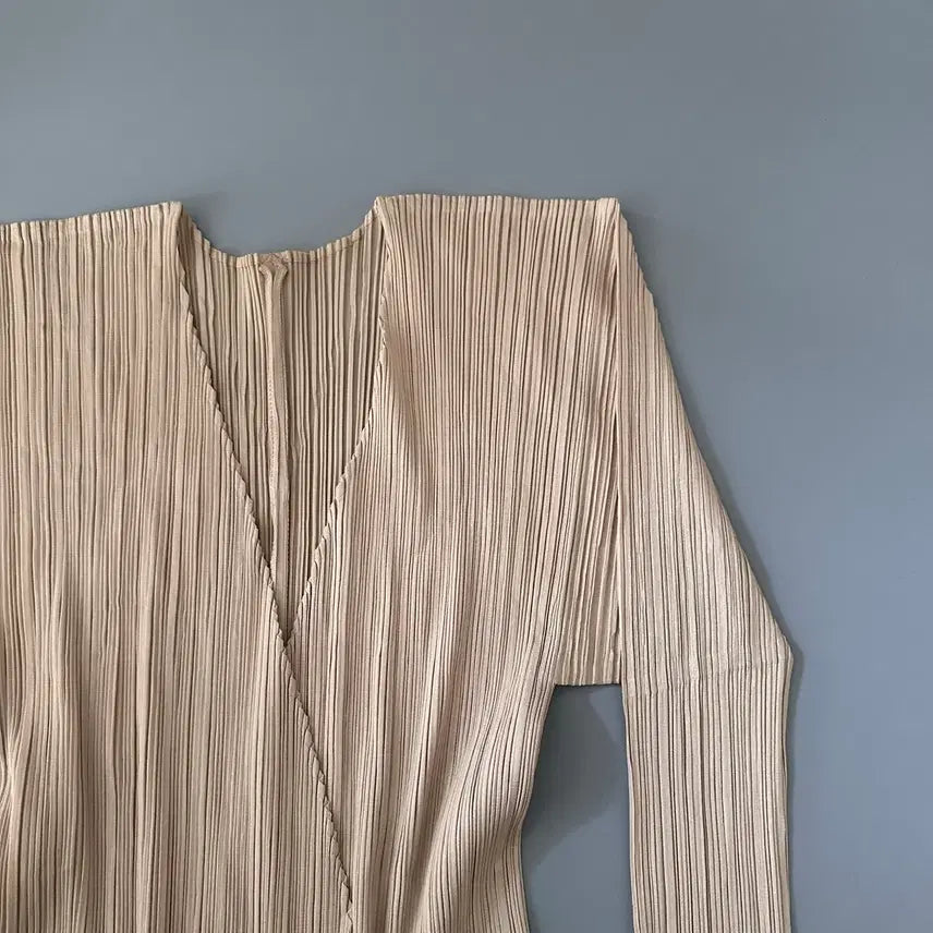 [BUNJANG] 이세이미야케 플리츠플리즈 pleats please 가디건 / 이세이미야케 플리츠플리즈 pleats please 가디건