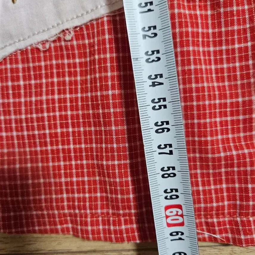 [BUNJANG] 레드 체크 반팔 블라우스 패치 장식 66 / 레드 체크 반팔 블라우스 패치 장식 66