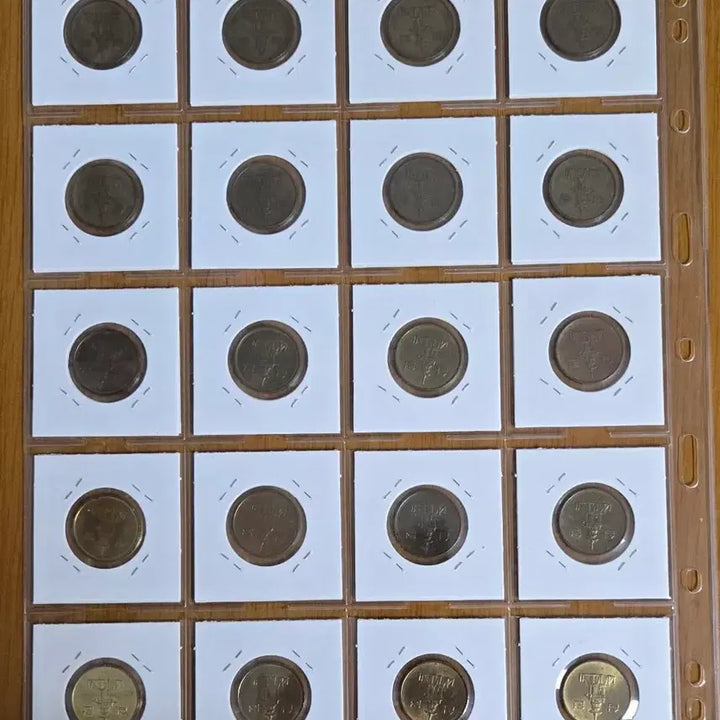 [BUNJANG] 연도별 10원 동전 1966년~2024년 컬렉션 / 연도별 10원 동전 1966년~2024년 컬렉션