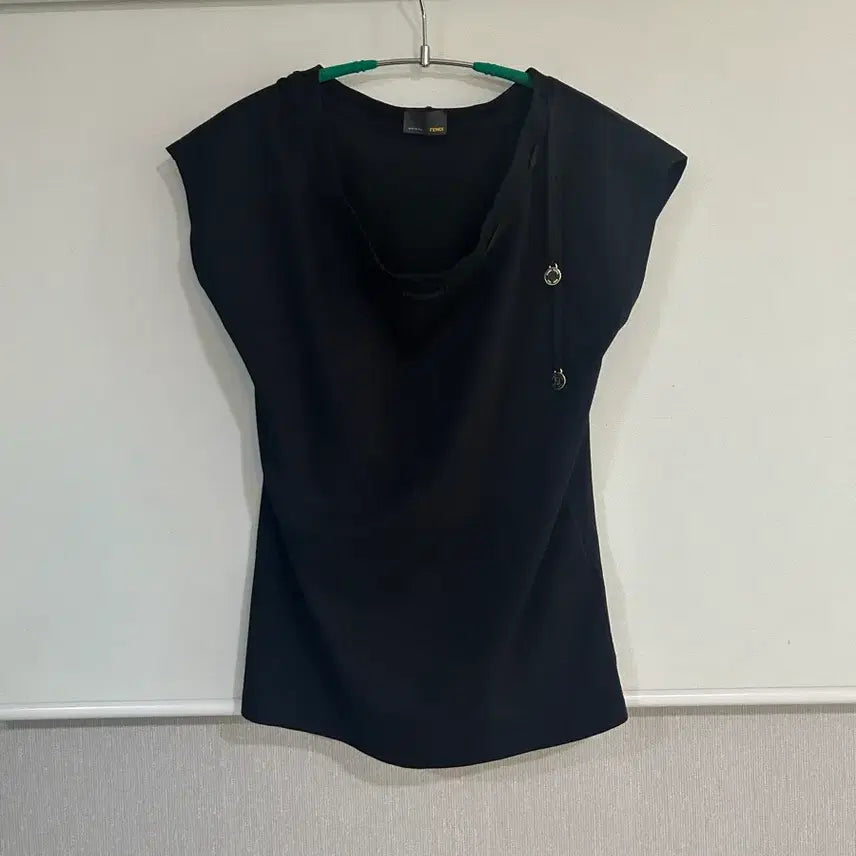 [BUNJANG] Fendi Black Silk Top / 펜디 블랙 실크 탑38