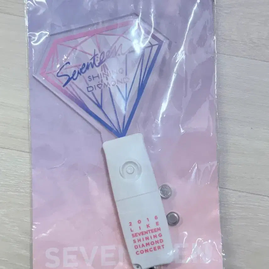 [BUNJANG] SEVENTEEN Shining Diamond Concert Official Lightstick / 세븐틴 SVT 샤다콘 응원봉 샤이닝 다이아몬드 콘서트