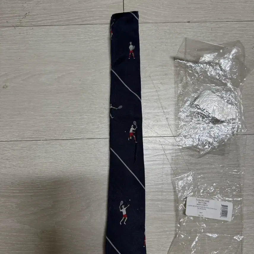 [BUNJANG] Thom Browne Navy Tie / 톰브라운 테니스 네이비 넥타이 타이 팝니다