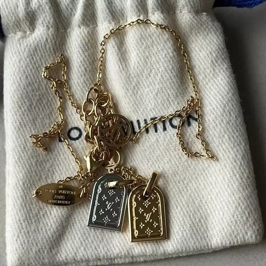 [BUNJANG] Louis Vuitton Double Plate Necklace / 루이비통 더블 플레이트 목걸이