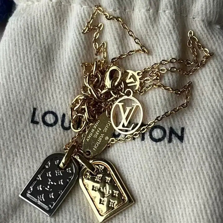 [BUNJANG] Louis Vuitton Double Plate Necklace / 루이비통 더블 플레이트 목걸이