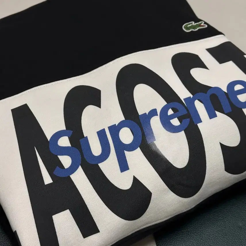 [BUNJANG] Supreme 19FW Lacoste Logo Panel Sweatshirt / Suprem 19FW Lacoste Logo Panel Sweatshir