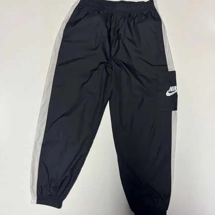 [BUNJANG] Nike NSW Lightweight Training Jogger Pants / 여성 나이키 NSW 가벼운 트레이닝 조거 팬츠 L