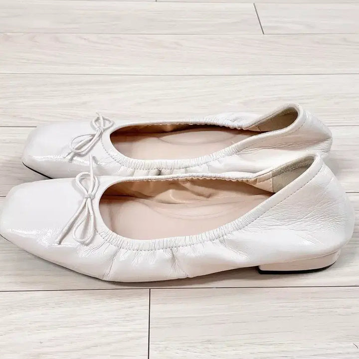 [BUNJANG] Sappun Enamel Flat Shoes / 사뿐 에나멜 플랫슈즈
