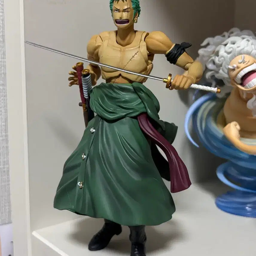 [BUNJANG] One Piece Zoro Articulated Figure / 원피스 조로 관절 피규어