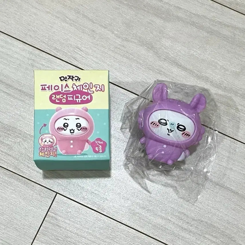 [BUNJANG] Chiikawa Momonga Face Change Figure / 치이카와 먼작귀 페이스 체인지 피규어 모몽가