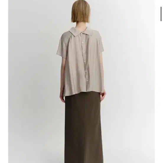 [SOLD OUT] 이아 블라우스 eaah LYLA FLARE BLOUSE 블라우스