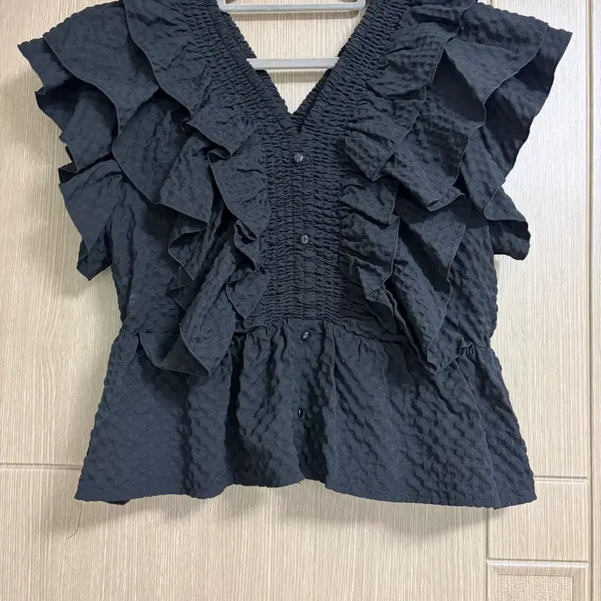 [BUNJANG] Japanese Off-the-Shoulder Two-Way Blouse / 일본 오프숄더 투웨이 블라우스