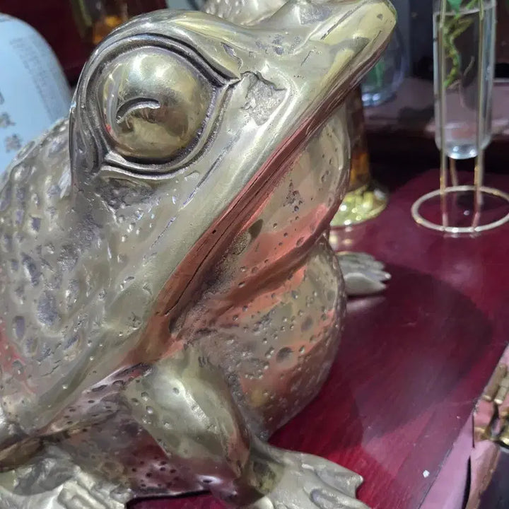 [BUNJANG] Large Brass Toad Sculpture - Feng Shui Interior Prop / 황동 대형 두꺼비 조각상 풍수 인테리어 소품(국산)