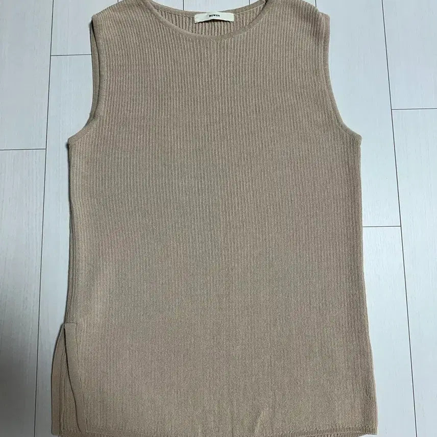 [BUNJANG] Bowen Sleeveless Knit / 보웬 나시 니트