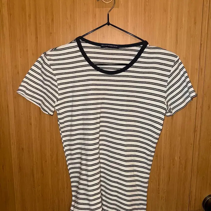 [SOLD OUT] 브랜디멜빌 반팔티 새제품