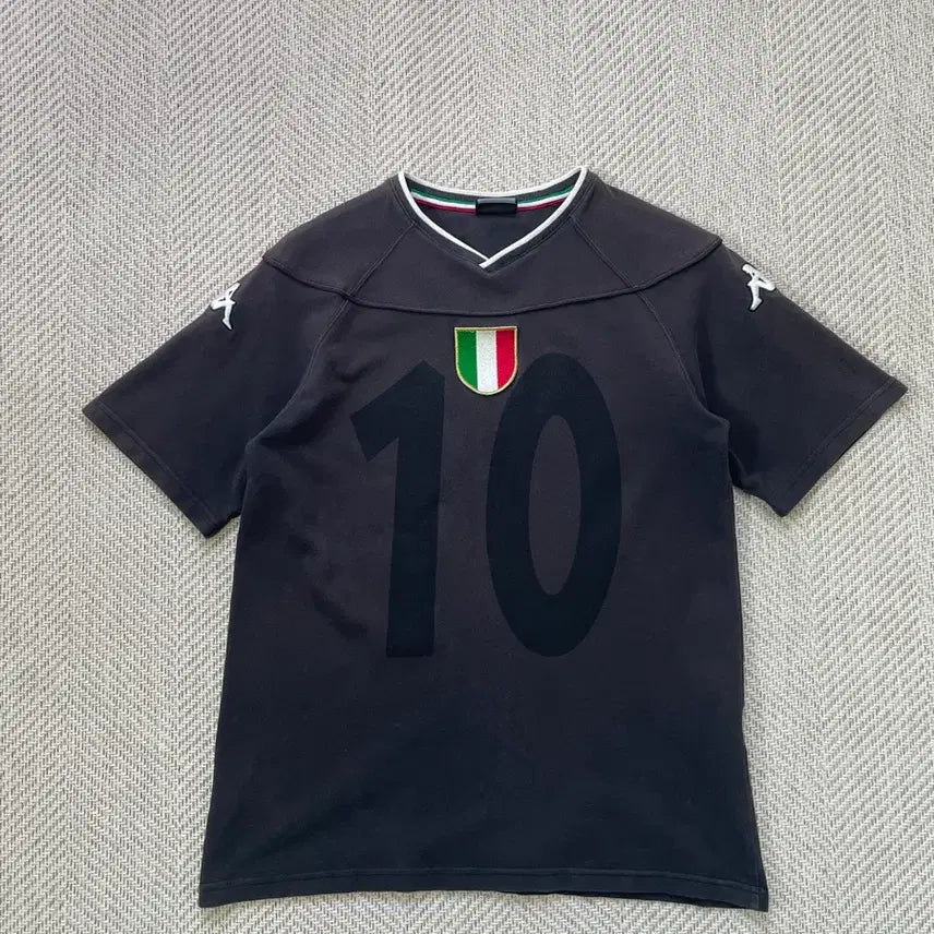 [BUNJANG] Kappa Italy Tricolor Shield Numbering Football Jersey J04418 / 카파 이탈리아 트리컬러 실드 넘버링 풋볼 저지 J04418