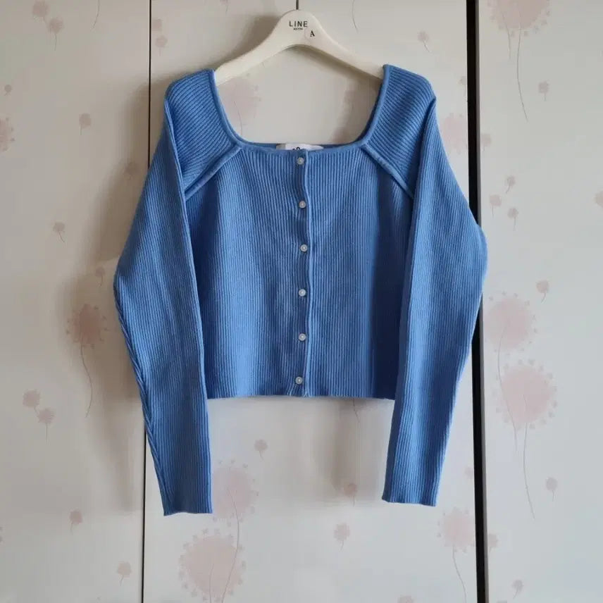 [BUNJANG] SOFTSEOUL Square Neck Cropped Cardigan / (새상품) SOFTSEOUL 스퀘어넥 가디건