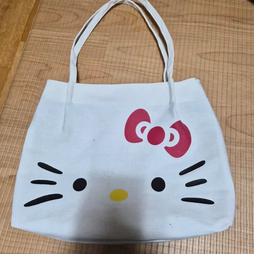 [BUNJANG] Hello Kitty Tote Bag Bundle Set / 헬로키티 토트백.미니크로스백.미니토드백 3개일괄