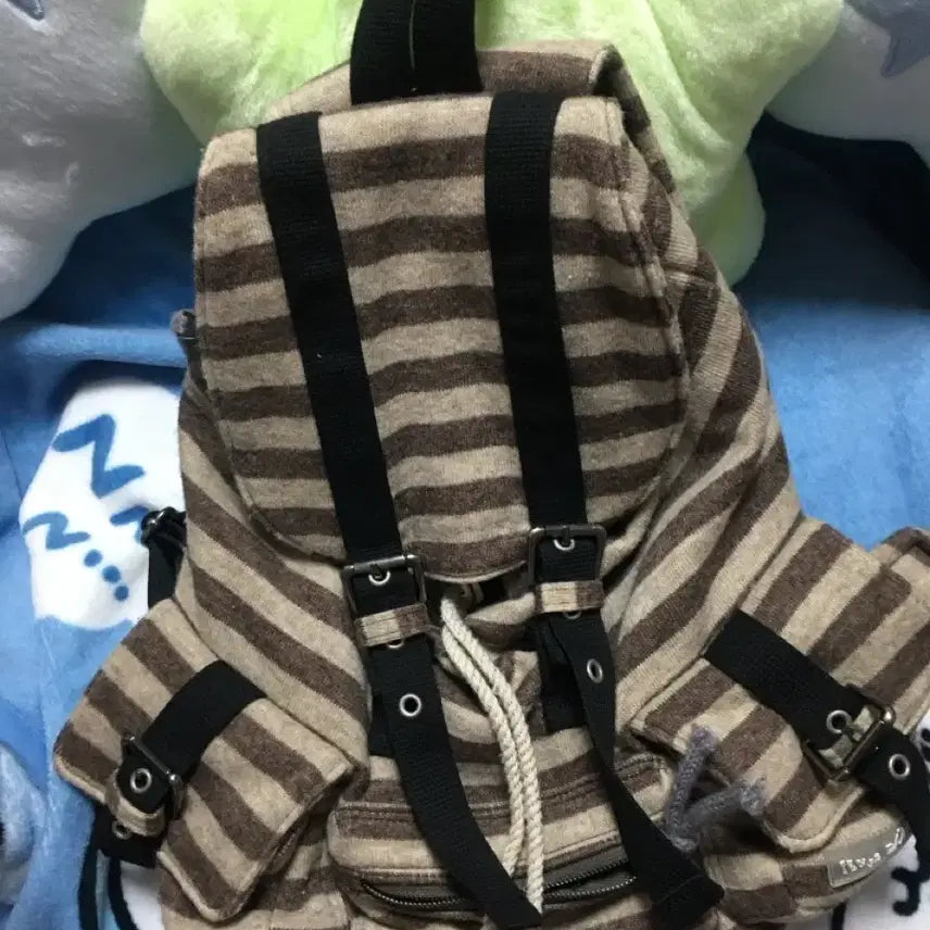 [BUNJANG] Tensedance Wool Stripe Backpack Brown / [tensedance]탠스댄스 파히섬 울 스트라이프 백팩 브라운