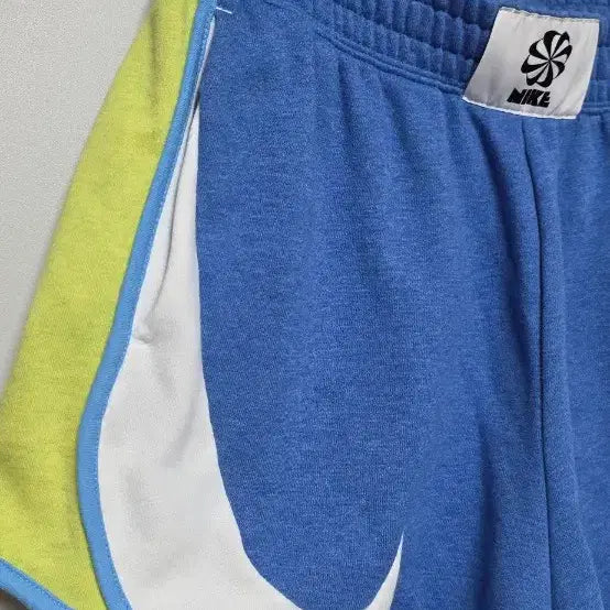 [BUNJANG] Nike High-Waisted Fleece Shorts / [M]나이키 쇼츠 반바지/플리스쇼츠