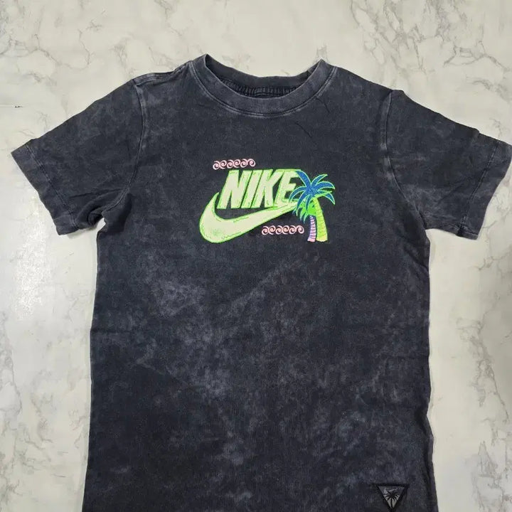 [BUNJANG] Nike Beach Party T-Shirt M / 나이키 비치파티 티셔츠 M