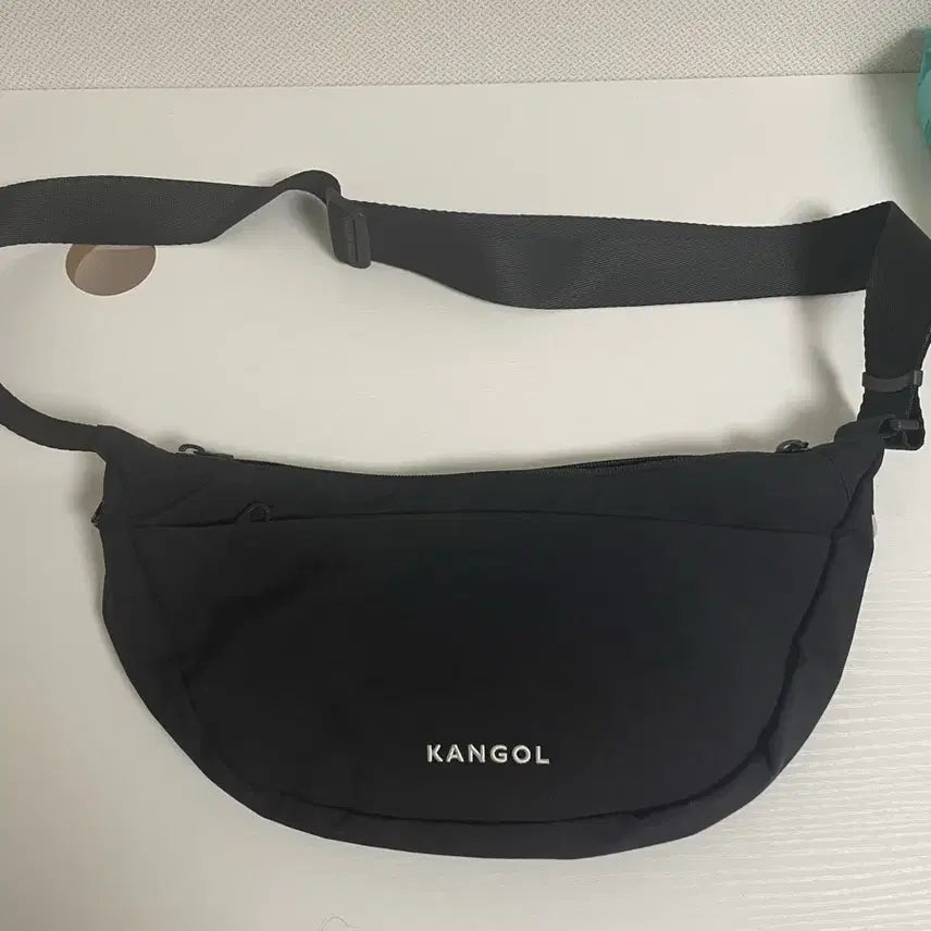 [SOLD OUT] 캉골 블랙 웨이스트백 슬링백 공용