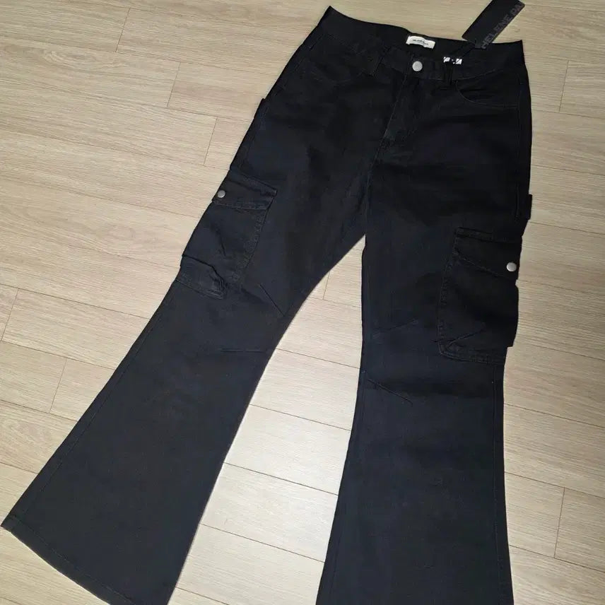 [SOLD OUT] 새상품 헬레네파리스 피그먼트 스터드 부츠컷