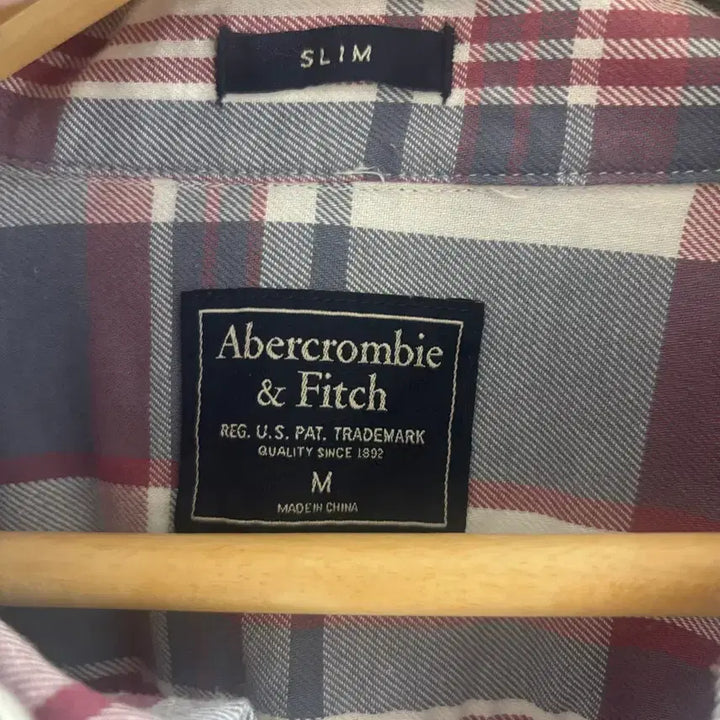 [BUNJANG] Abercrombie &amp; Fitch Checkered Shirt / 아베크롬비 체크 셔츠 M 슬림핏(여성 오버셔츠 가능)