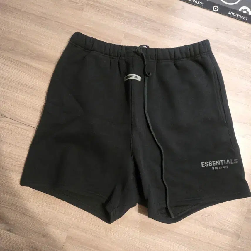 [BUNJANG] Essential Black Shorts / 에센셜 반바지 팬츠