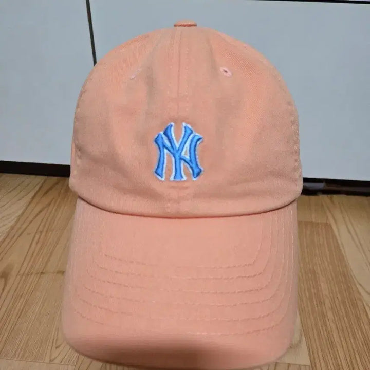 [BUNJANG] MLB New York Yankees Small Logo Ball Cap / MLB 뉴욕양키스 스몰로고 볼캡