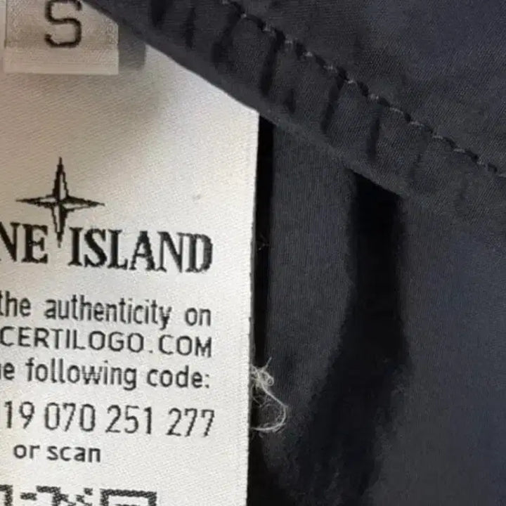 [BUNJANG] Stone Island Micro Reps Jacket Navy S / 스톤아일랜드 마이크로랩스 자켓 네이비S