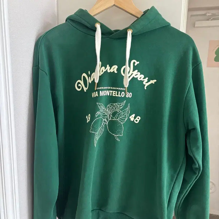 [BUNJANG] Diadora Lemon Graphic Hoodie / 디아도라 후드티 그린 레몬 M