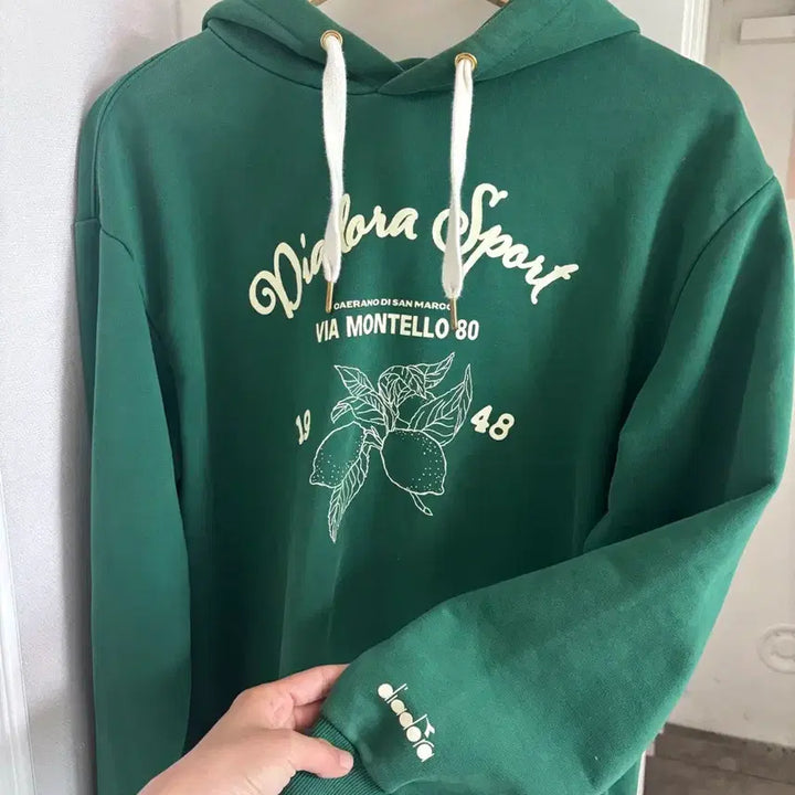 [BUNJANG] Diadora Lemon Graphic Hoodie / 디아도라 후드티 그린 레몬 M
