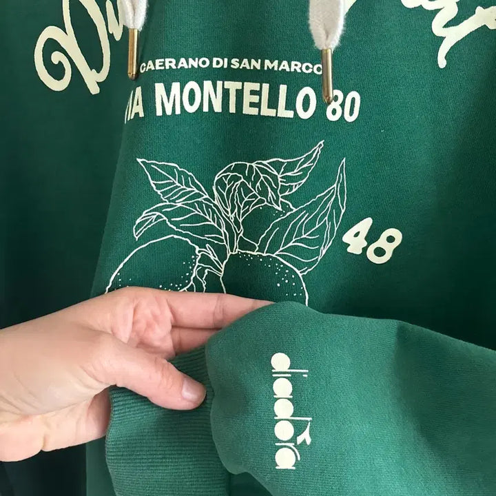 [BUNJANG] Diadora Lemon Graphic Hoodie / 디아도라 후드티 그린 레몬 M