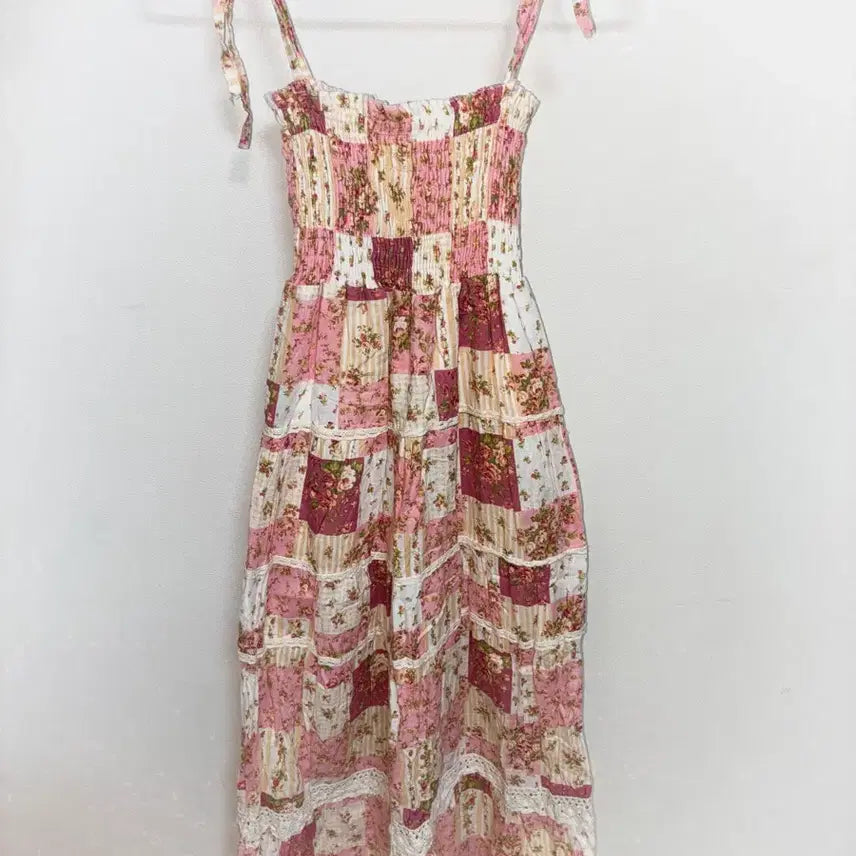 [BUNJANG] Vintage Patchwork Strawberry Milk Dress / 일본 빈티지 핀터깔 딸기우유 패치워크 원피스