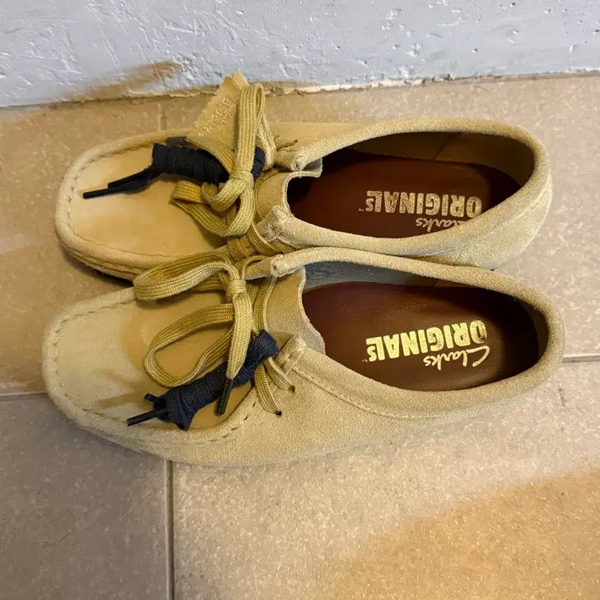 [BUNJANG] Clarks Wallabee Maple Shoes / 클락스 왈라비 메이플 230 (UK 4)