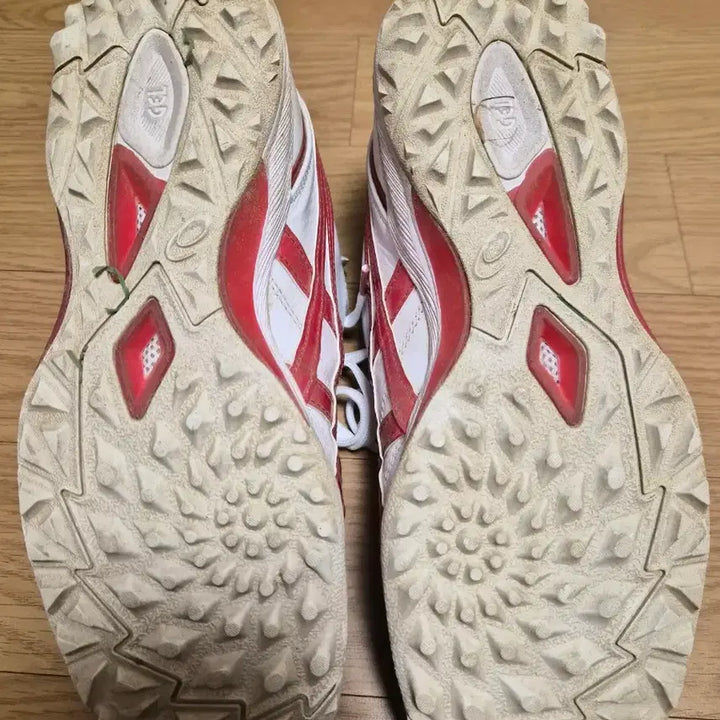 [SOLD OUT] 아식스 C3 FF TF