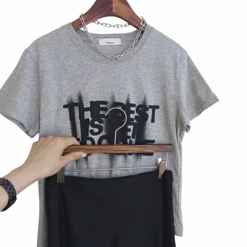 [BUNJANG] Gray Lettering Short Sleeve T-shirt / 교신안함)그레이 레터링 반팔 티셔츠