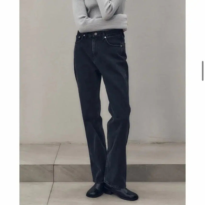 [BUNJANG] Loeuvre Corn Straight Denim Black S / 루에브르 콘 스트레이트 데님 블랙s