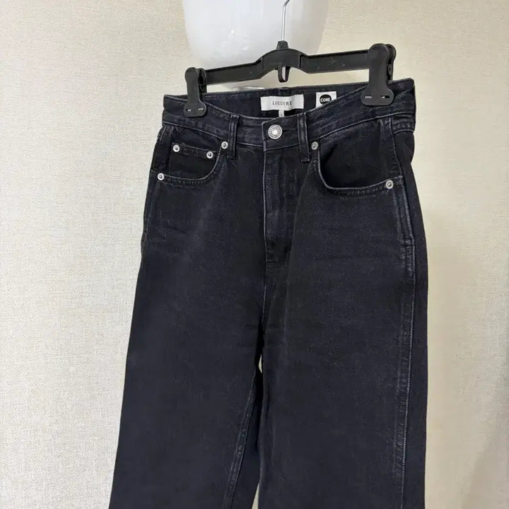 [BUNJANG] Loeuvre Corn Straight Denim Black S / 루에브르 콘 스트레이트 데님 블랙s