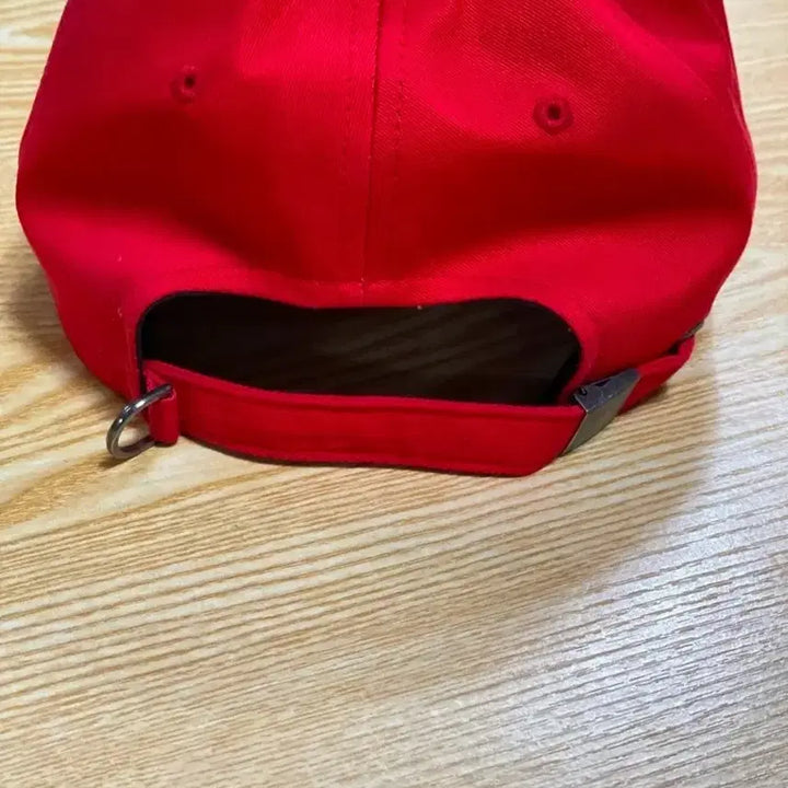 [SOLD OUT] PLATEAU 플래토 레드 볼캡