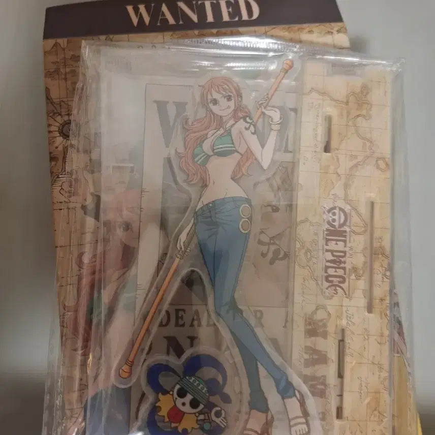 [BUNJANG] One Piece Nami Acrylic Stand / 원피스 나미 아크릴 스탠드 기영이숯불치킨