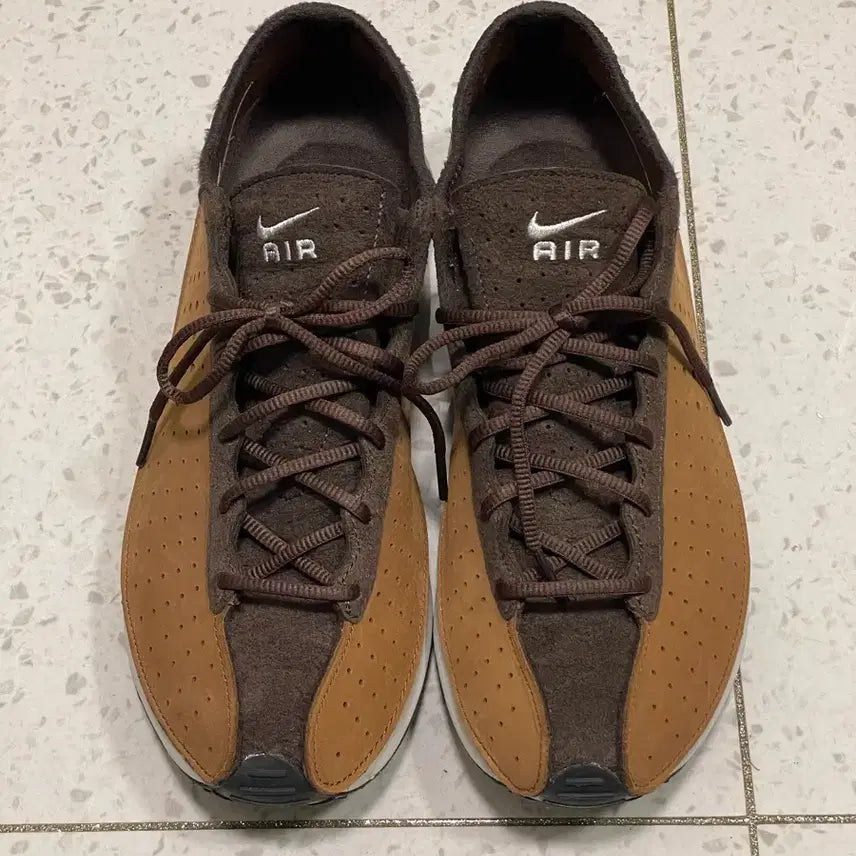 [BUNJANG] Nike Air Superfly Soccer Cleats (Size 285) / 나이키 에어 슈퍼플라이 285사이즈