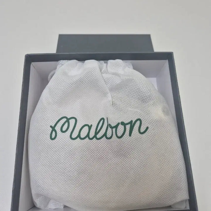 [BUNJANG] Malbon Golf Logo Embossed Belt White / 말본 골프 벨트 화이트 새상품