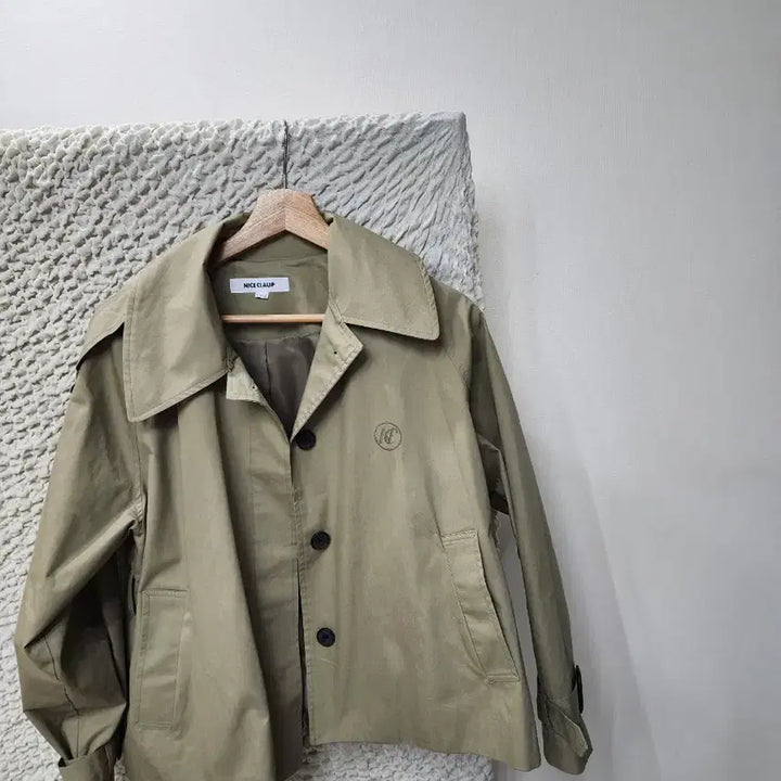 [BUNJANG] Nice Clab Beige Half Trench Coat / 나이스클랍 베이지 하프 트렌치 코트