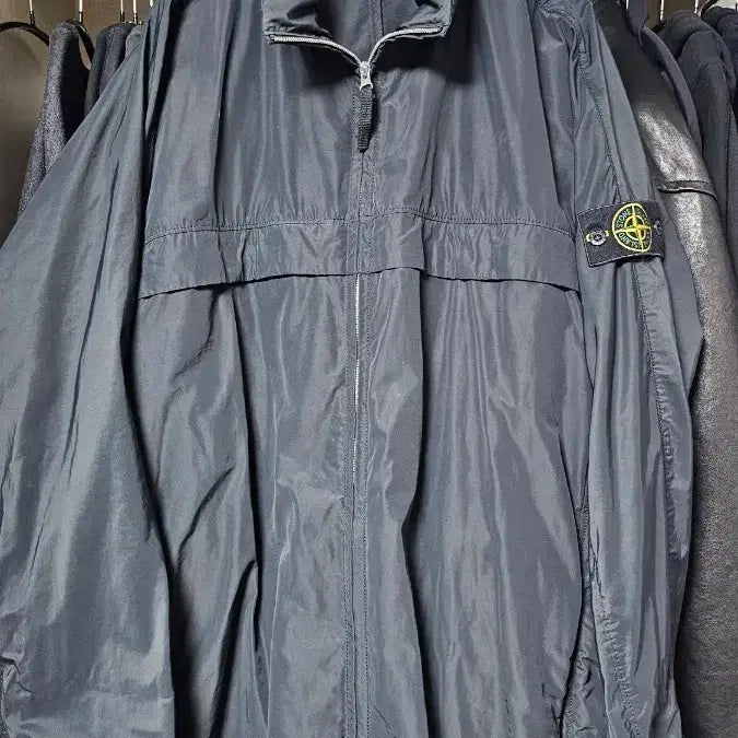 [BUNJANG] Stone Island Micro Reps Windbreaker Jacket / 스톤아일랜드 마이크로랩스 바람막이