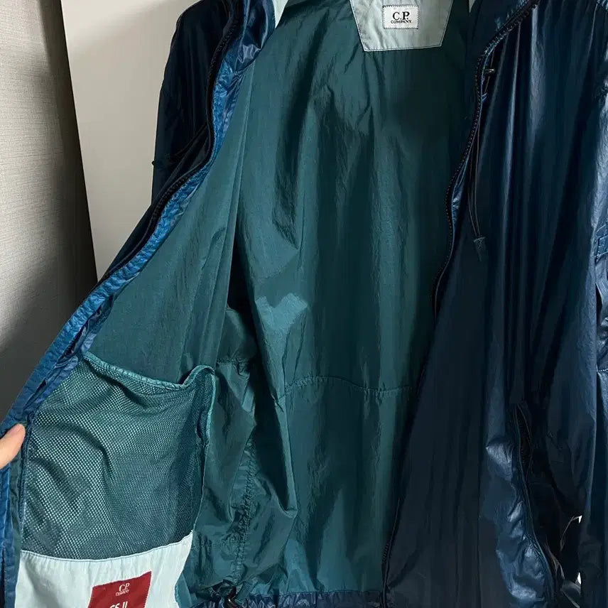 [BUNJANG] CP Company Navy Windbreaker Jacket / CP 컴퍼니 네이비 바람막이 자켓 52 (105-108)