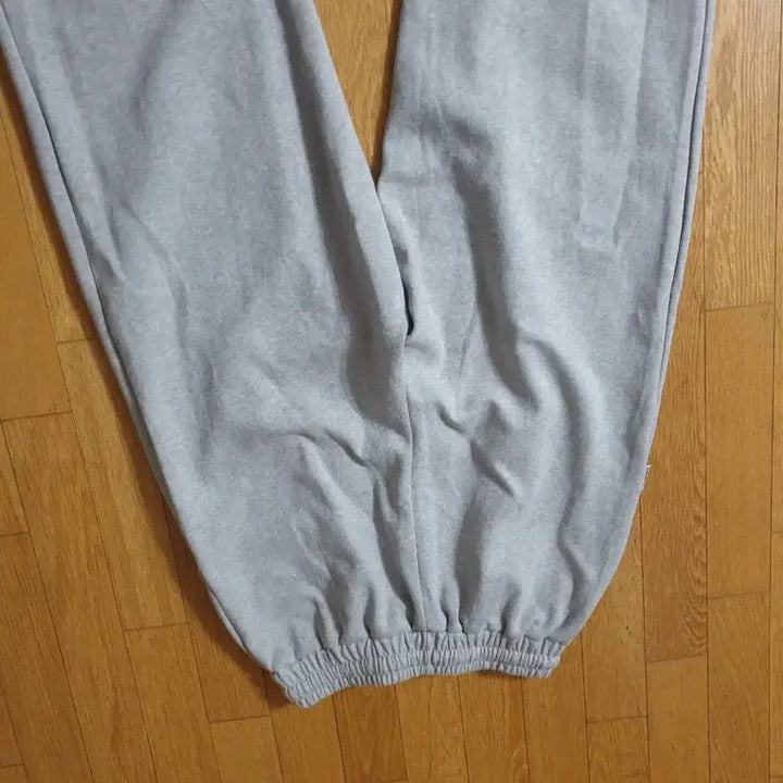 [BUNJANG] 1993 Studio Gray Wide Training Pants M / 1993스튜디오 그레이 와이드 트레이닝 팬츠 M