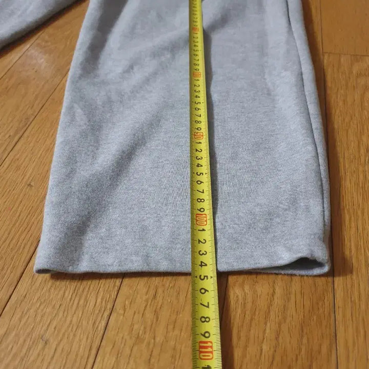 [BUNJANG] 1993 Studio Gray Wide Training Pants M / 1993스튜디오 그레이 와이드 트레이닝 팬츠 M