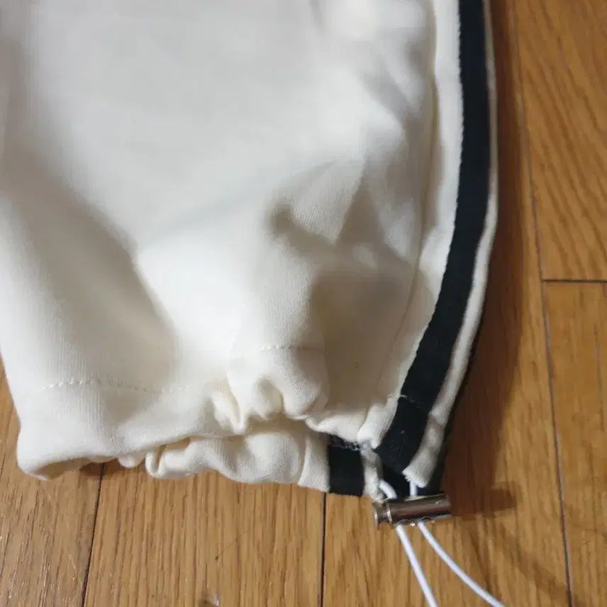 [BUNJANG] Ivory Training Pants / 아이보리 삼선 트레이닝 팬츠 허리밴드 기장92정도